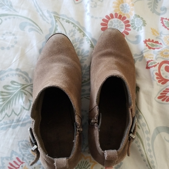 Sonoma suede booties - Picture 2 of 5